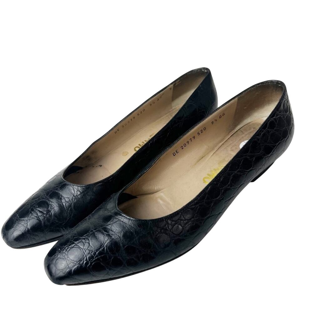 SZ 9.5 AA Salvatore Ferragamo Vintage Designer Black Low Heel Pumps - Picture 4 of 7